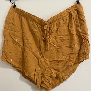 LA Hearts NWT Shorts